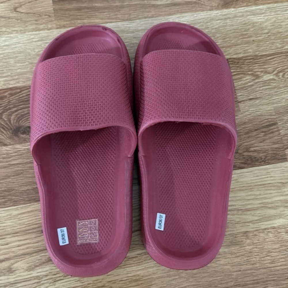 Mule Slide Sandals in Mauve Pink  Euro size 36/37